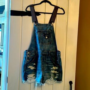 American Eagle Daisy Duke overall shorts